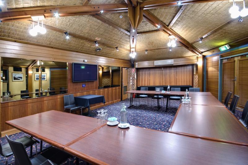 Arkaba Hotel Аделейд Екстериор снимка